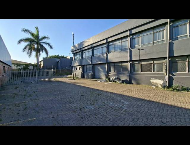 BUSINESS PROPERTY TO RENT IN RICHARDS BAY EXT 7